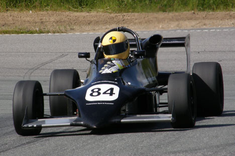 Også i andet løb kunne Claus Møller køre en sejr hjem i sin FF 2000 Reynard.